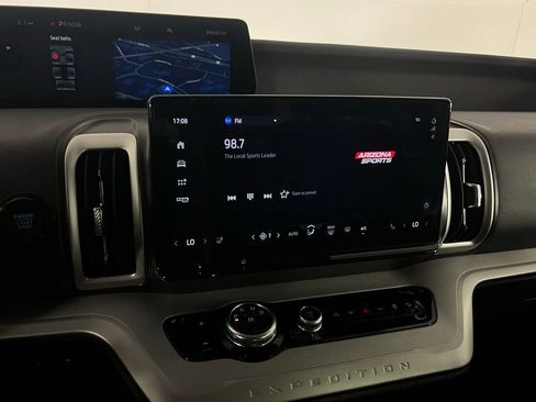 Used 2025 Ford Expedition Max Active image 17