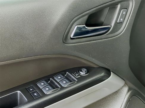 Used 2022 Chevrolet Colorado ZR2 AWD/4WD image 20