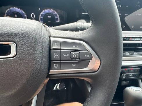New 2026 Jeep Compass Limited AWD/4WD image 14