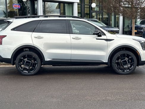 New 2026 Kia Sorento SX image 4