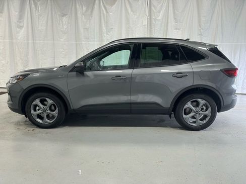Used 2025 Ford Escape ST-Line image 4