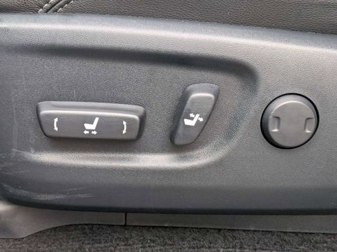 Used 2023 Toyota 4Runner SR5 Premium w/ Moonroof Package RWD image 26