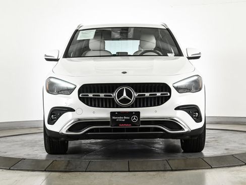 Used 2025 Mercedes-Benz GLA 250 4MATIC image 2