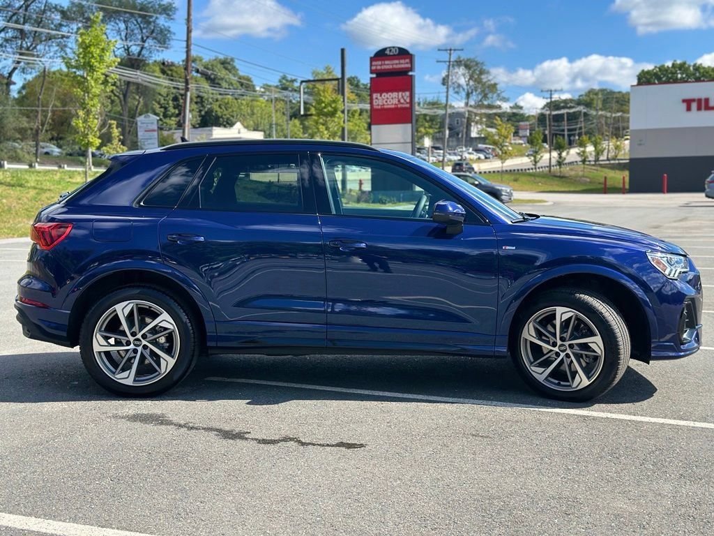 Used 2025 Audi Q3 2.0T Premium AWD/4WD image 8