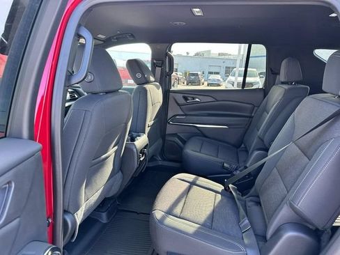 New 2026 Chevrolet Traverse LT w/ LPO, Floor Liner Package FWD image 4