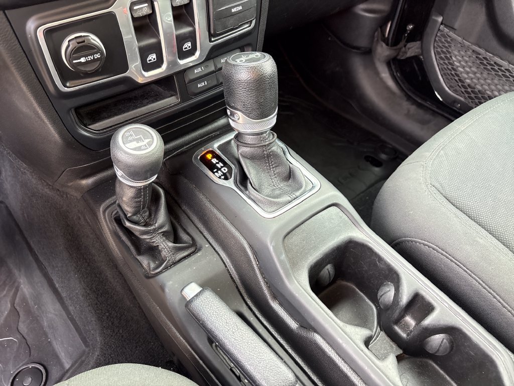 Used 2019 Jeep Wrangler Sport AWD/4WD image 26