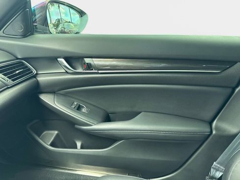 Used 2022 Honda Accord Sport image 20