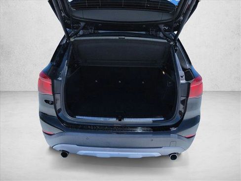 Used 2017 BMW X1 sDrive28i FWD image 6
