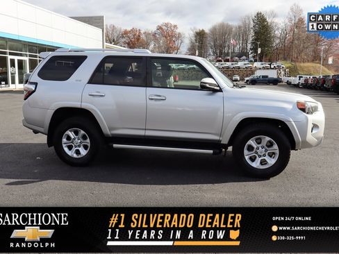 Used 2016 Toyota 4Runner SR5 image 1