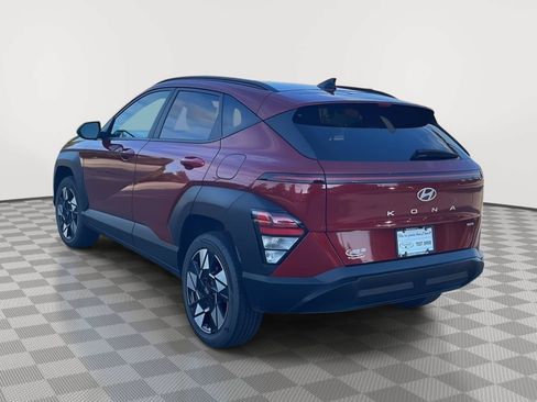 Certified 2025 Hyundai Kona SEL AWD/4WD image 7