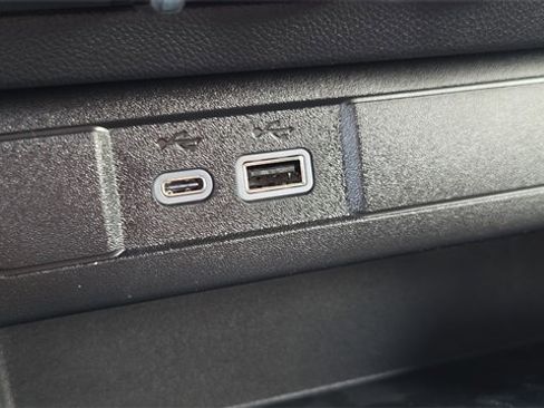 New 2026 GMC Canyon Elevation w/ Convenience Package image 32