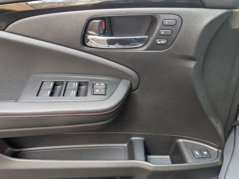 Used 2022 Honda Pilot Black Edition image 17