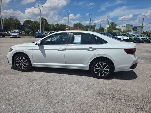 Used 2025 Volkswagen Jetta S FWD image 5