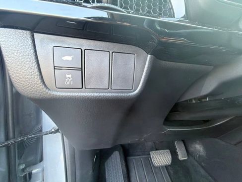 Used 2025 Honda CR-V EX-L image 28