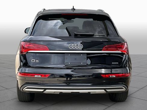 Used 2023 Audi Q5 2.0T Premium w/ Convenience Package AWD/4WD image 5
