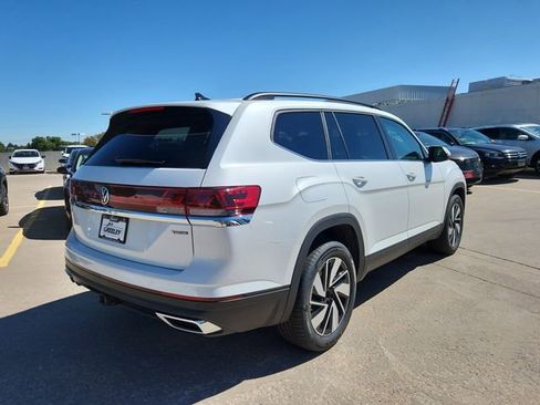 New 2026 Volkswagen Atlas SE image 3
