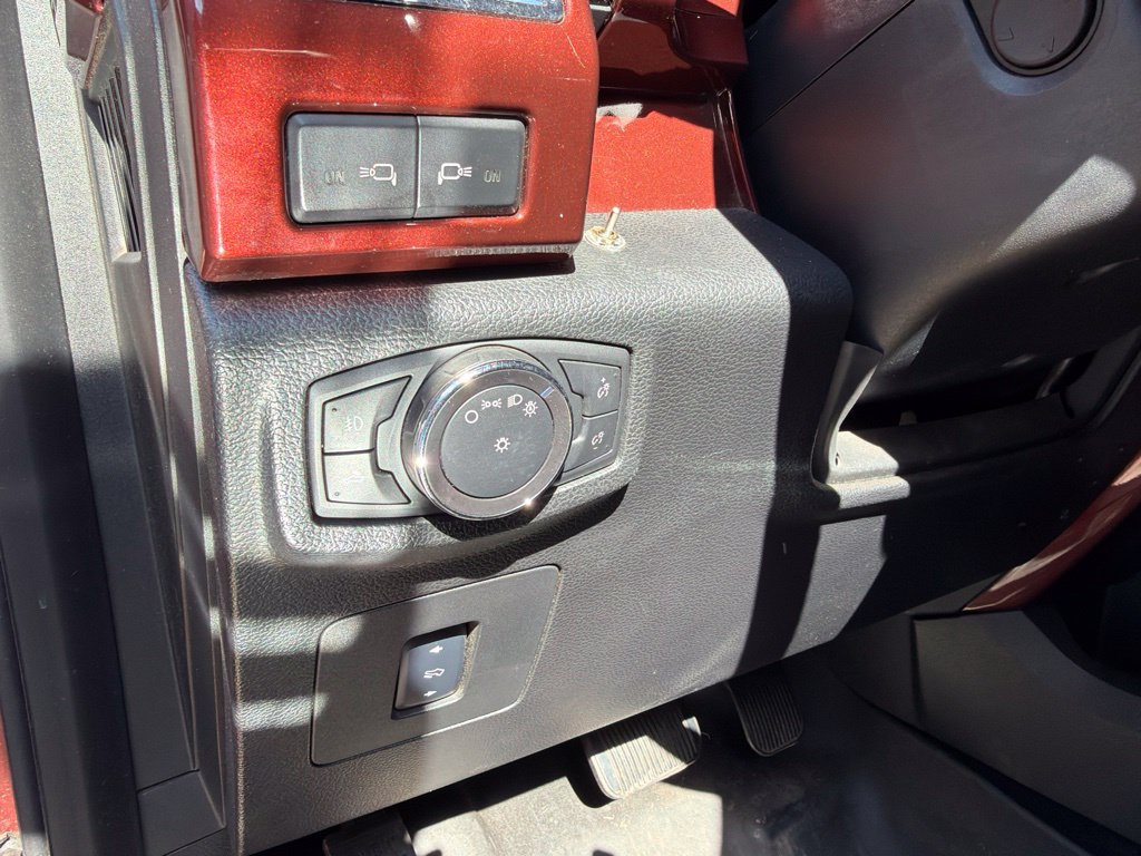 Used 2016 Ford F150 Lariat w/ Equipment Group 502A Luxury AWD/4WD image 22