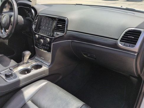 Used 2022 Jeep Grand Cherokee Limited AWD/4WD image 31