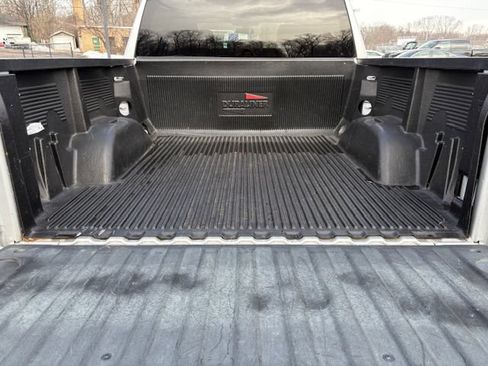 Used 2020 Chevrolet Silverado 1500 LT RWD image 9