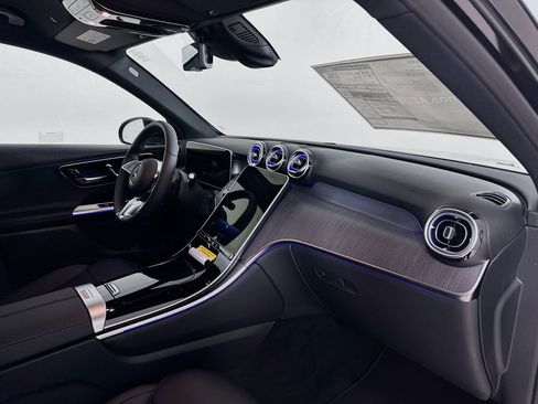New 2026 Mercedes-Benz GLC 300 image 31