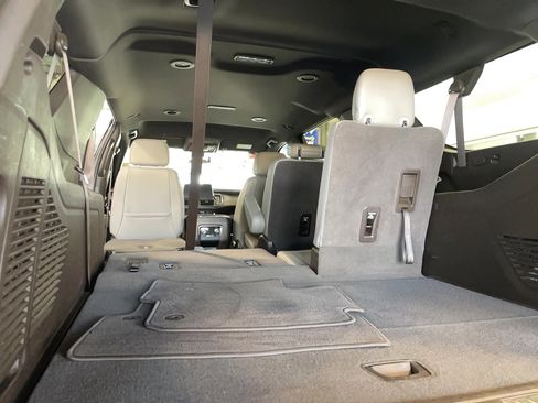 Used 2022 Chevrolet Suburban Z71 w/ Max Trailering Package image 24