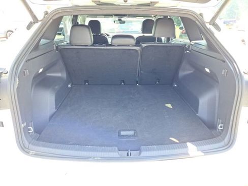 Used 2024 Volkswagen Atlas Cross Sport SE image 27