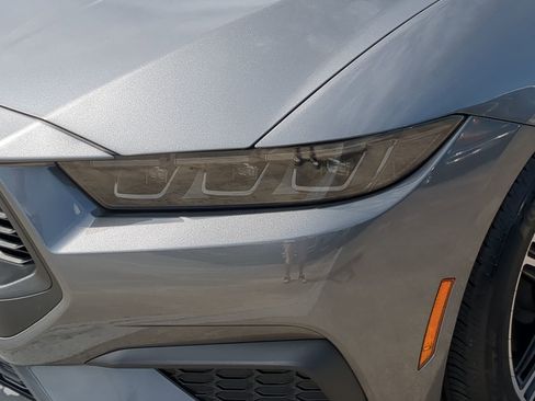 New 2025 Ford Mustang Coupe image 39