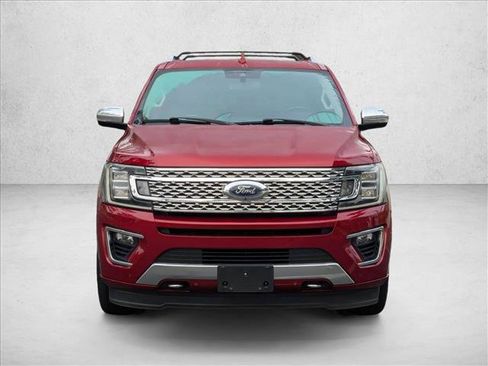 Used 2019 Ford Expedition Platinum image 2