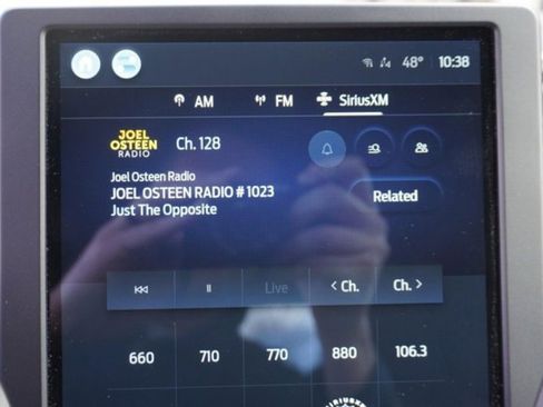 Used 2022 Ford Edge Titanium w/ Equipment Group 301A image 33