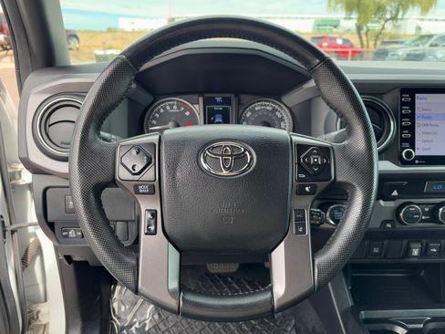 Used 2023 Toyota Tacoma TRD Off-Road image 18