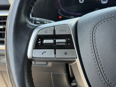 Certified 2024 Kia Telluride LX FWD image 18