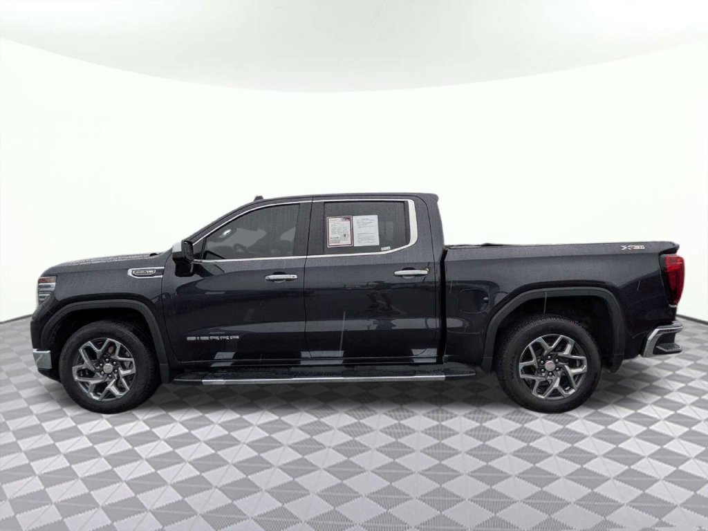 Used 2024 GMC Sierra 1500 SLT w/ SLT Premium Plus Package AWD/4WD image 6