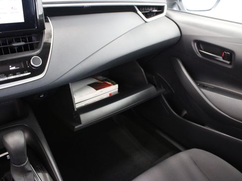 Used 2026 Toyota Corolla LE FWD image 20