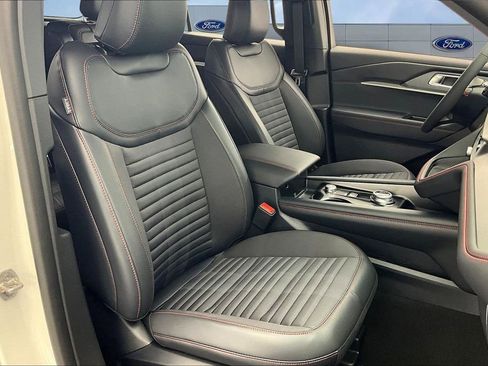 New 2026 Ford Explorer ST-Line w/ ST-Line Street Pack AWD/4WD image 11