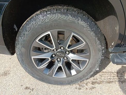 Used 2023 Chevrolet Tahoe Z71 w/ Luxury Package image 52