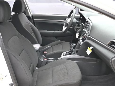 Used 2020 Hyundai Elantra SE w/ Cargo Package (C1) FWD image 31