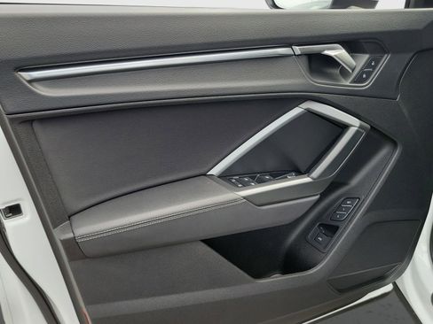 Used 2024 Audi Q3 2.0T Premium Plus image 18