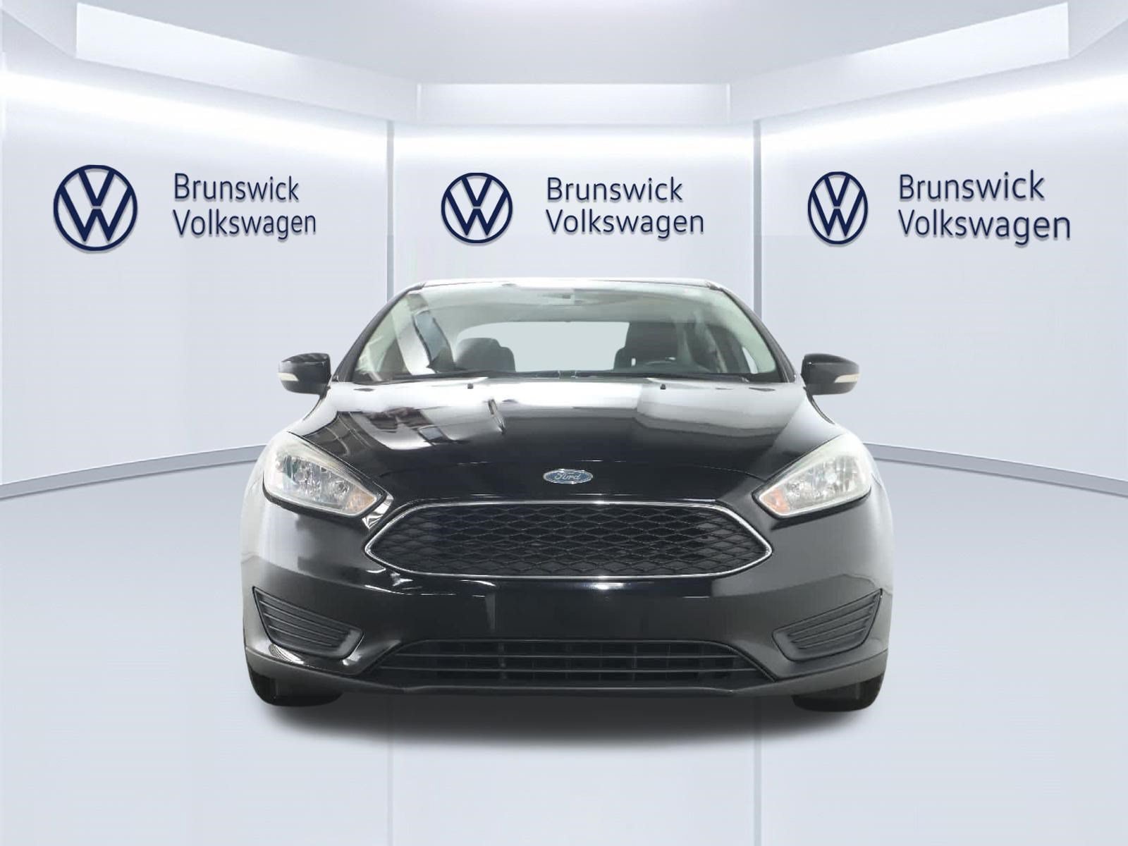 Used 2017 Ford Focus SE FWD image 5