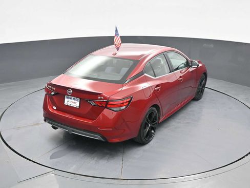 Used 2021 Nissan Sentra SR FWD image 32