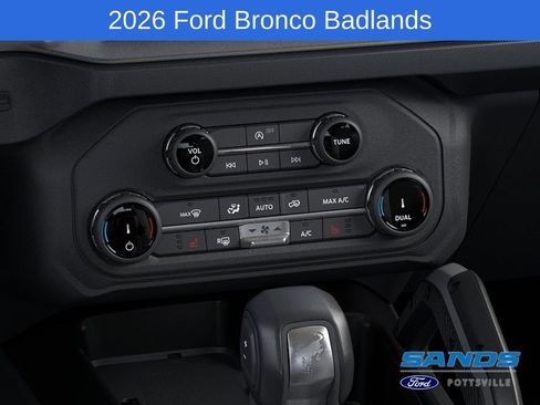New 2026 Ford Bronco Badlands w/ Sasquatch Package AWD/4WD image 16