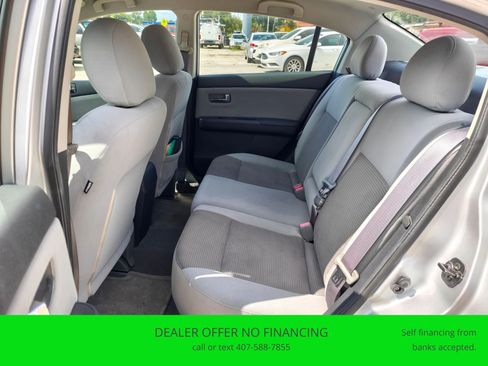 Used 2012 Nissan Sentra 2.0 SR FWD image 11