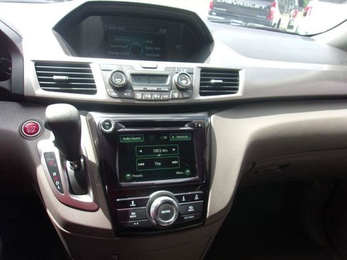 Used 2016 Honda Odyssey EX-L image 22