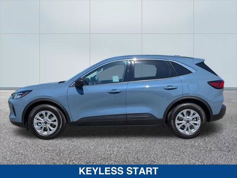 Certified 2024 Ford Escape Active FWD image 2