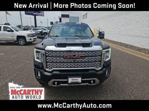 Used 2023 GMC Sierra 3500 Denali AWD/4WD image 2