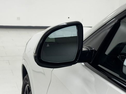 Used 2023 BMW X4 xDrive30i w/ M Sport Package image 37