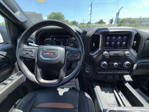 Used 2022 GMC Sierra 1500 AT4 w/ AT4 Premium Package AWD/4WD image 16