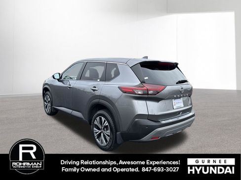 Used 2023 Nissan Rogue SV image 5