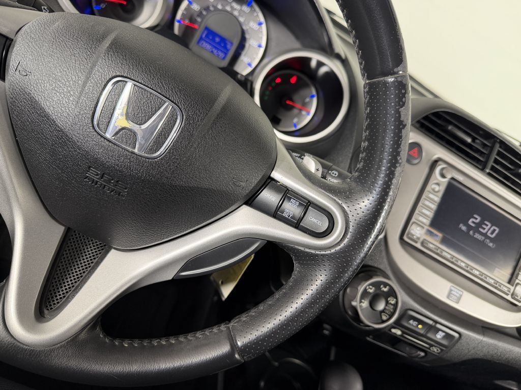 Used 2010 Honda Fit Sport image 33