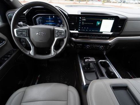 Used 2022 Chevrolet Silverado 1500 RST w/ Convenience Package II image 18