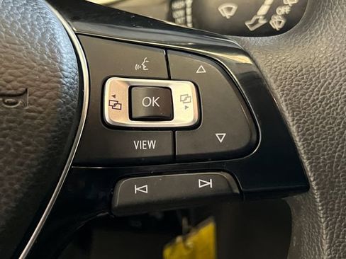Used 2020 Volkswagen Tiguan S FWD image 17